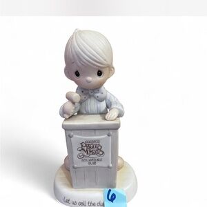 Precious Moments Collectors club ‘Let us call the Club to order’ Figurine